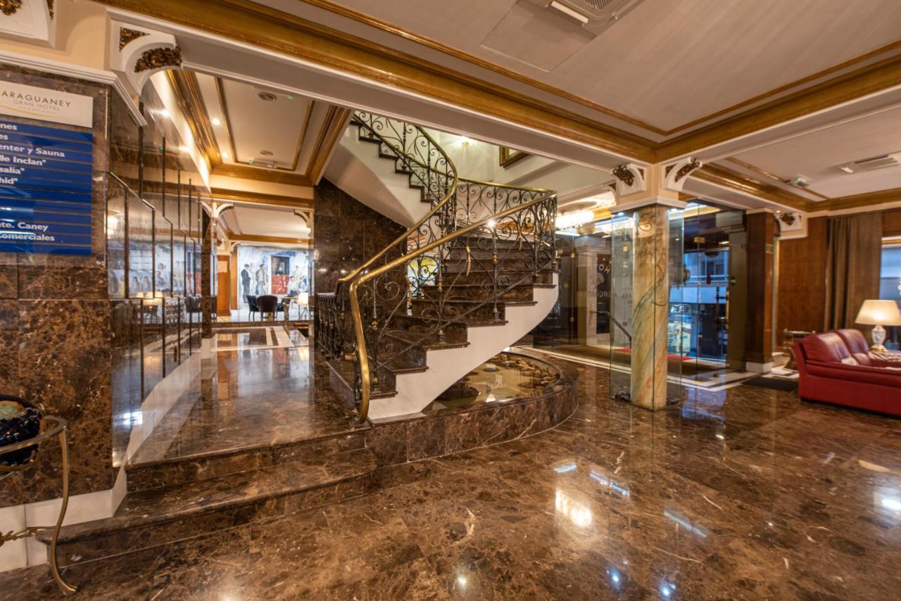 ยูโรสตาร์ อรากวานีย์ Hotel ซานติอาโก เด กอมโปสเตลา ภายนอก รูปภาพ Interior of the hotel
