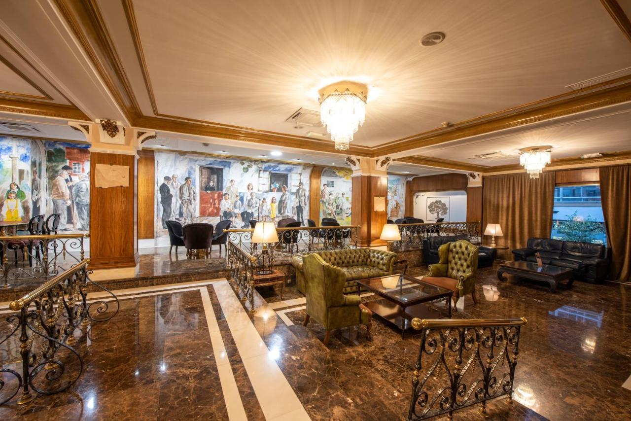 ยูโรสตาร์ อรากวานีย์ Hotel ซานติอาโก เด กอมโปสเตลา ภายนอก รูปภาพ Lobby